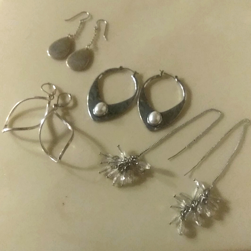Earings